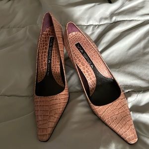 Via Spiga vero cudio size 7.5 with 3 in heels  made in Italy pink color